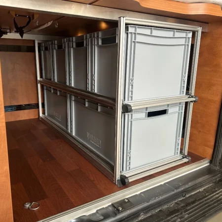 Regalsystem für Malibu Van 640 LE